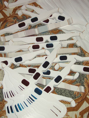 1000_glasses.jpg